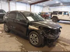 1FMCU9H63NUB79788 2022 FORD ESCAPE