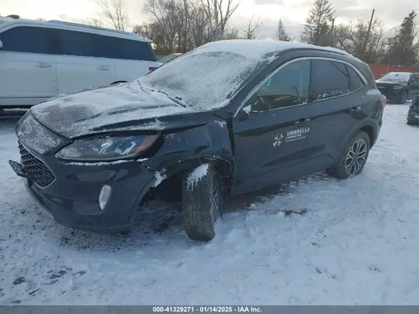 1FMCU9H64LUA26169 2020 FORD ESCAPE - Image 2