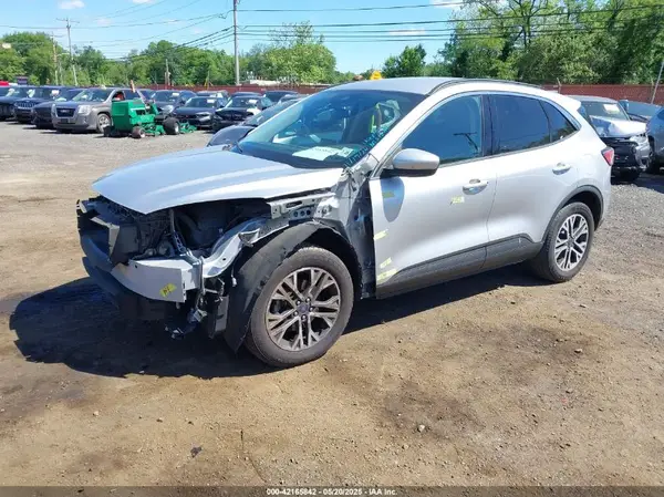 1FMCU9H64LUB18219 2020 FORD ESCAPE - Image 2