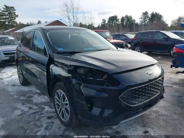 1FMCU9H64NUA32119 2022 FORD ESCAPE - Image 1