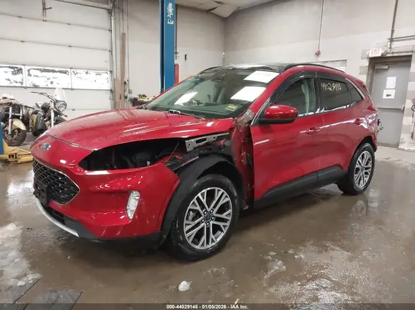 1FMCU9H64NUA83202 2022 FORD ESCAPE - Image 2