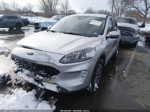 1FMCU9H65LUB24868 2020 FORD ESCAPE - Image 2