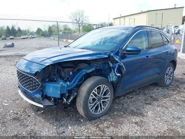 1FMCU9H65LUC10312 2020 FORD ESCAPE - Image 2
