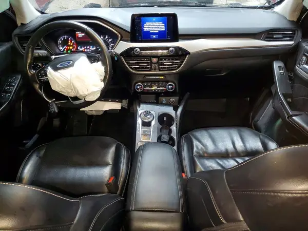 1FMCU9H65MUA70635 2021 FORD ESCAPE - Image 8