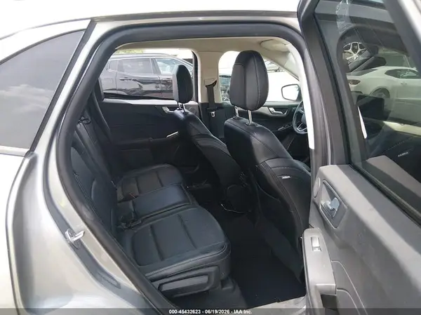 1FMCU9H65NUA10100 2022 FORD ESCAPE - Image 8