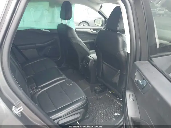 1FMCU9H65NUB89514 2022 FORD ESCAPE - Image 8