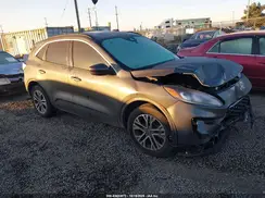 1FMCU9H66LUA17649 2020 FORD ESCAPE
