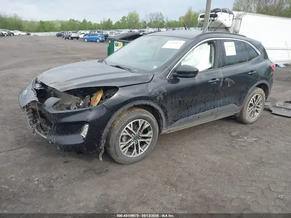 1FMCU9H66LUA45256 2020 FORD ESCAPE - Image 2