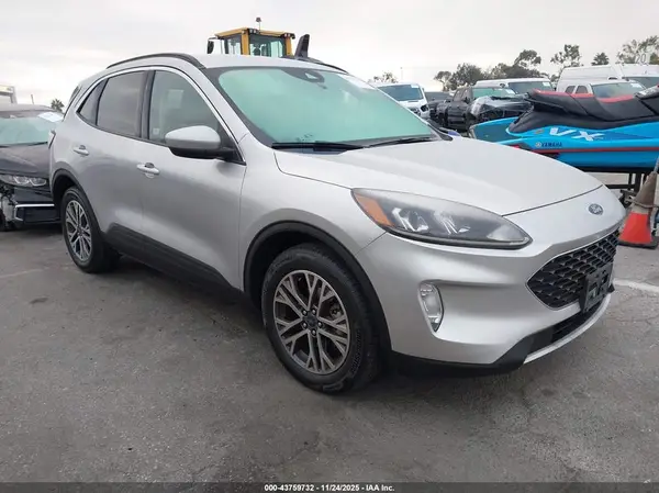 1FMCU9H66LUB16990 2020 FORD ESCAPE - Image 1