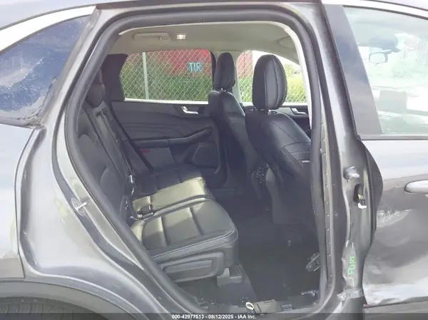 1FMCU9H66MUA11402 2021 FORD ESCAPE - Image 8
