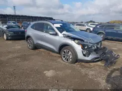 1FMCU9H66NUA03009 2022 FORD ESCAPE
