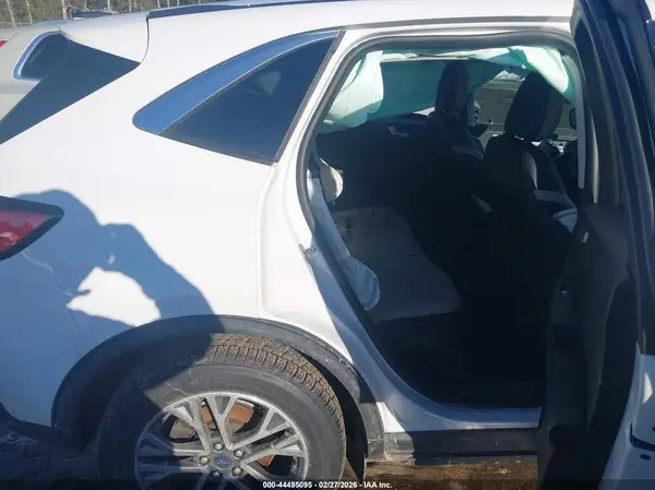 1FMCU9H66NUA14771 2022 FORD ESCAPE - Image 8