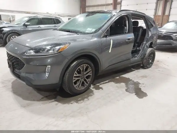 1FMCU9H66NUB78280 2022 FORD ESCAPE - Image 2