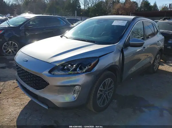 1FMCU9H67MUA61211 2021 FORD ESCAPE - Image 2