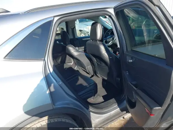 1FMCU9H67MUA61211 2021 FORD ESCAPE - Image 8