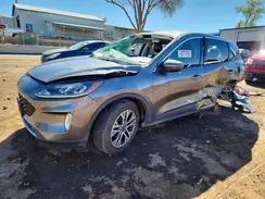1FMCU9H67NUB07461 2022 FORD ESCAPE