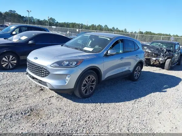 1FMCU9H67NUB54375 2022 FORD ESCAPE - Image 2