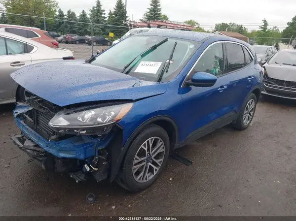 1FMCU9H67NUB70625 2022 FORD ESCAPE - Image 2