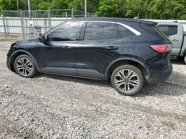 1FMCU9H68LUB17865 2020 FORD ESCAPE - Image 2