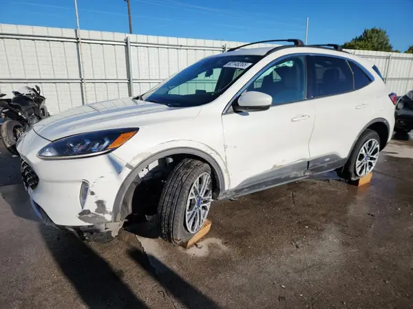 1FMCU9H68LUB24251 2020 FORD ESCAPE - Image 1