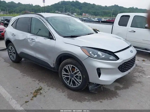 1FMCU9H68LUB42779 2020 FORD ESCAPE - Image 1
