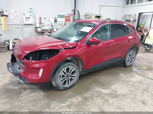 1FMCU9H68MUA26743 2021 FORD ESCAPE - Image 2