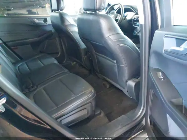 1FMCU9H68MUA48435 2021 FORD ESCAPE - Image 8