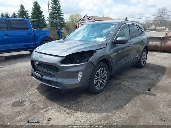1FMCU9H68NUA34259 2022 FORD ESCAPE - Image 2