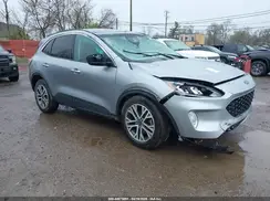 1FMCU9H68NUB71685 2022 FORD ESCAPE