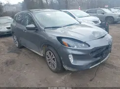 1FMCU9H68NUB83853 2022 FORD ESCAPE