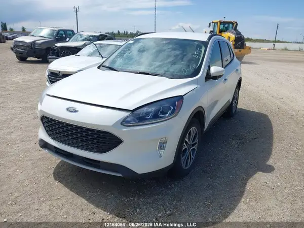 1FMCU9H69LUA02739 2020 FORD ESCAPE - Image 2