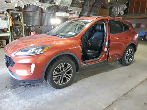 1FMCU9H69LUB08253 2020 FORD ESCAPE - Image 1