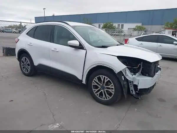 1FMCU9H69LUB11816 2020 FORD ESCAPE - Image 1