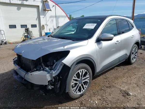 1FMCU9H69LUB14537 2020 FORD ESCAPE - Image 2