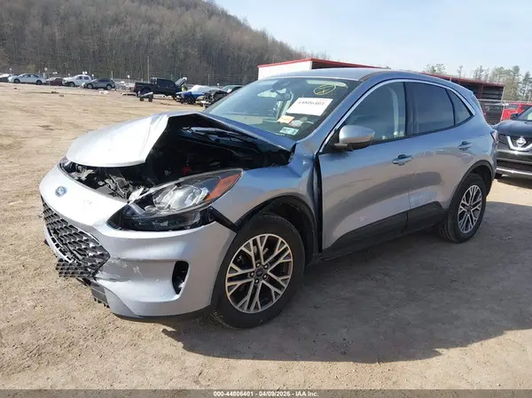 1FMCU9H69NUA27403 2022 FORD ESCAPE - Image 2