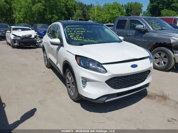 1FMCU9H69NUA55542 2022 FORD ESCAPE - Image 1
