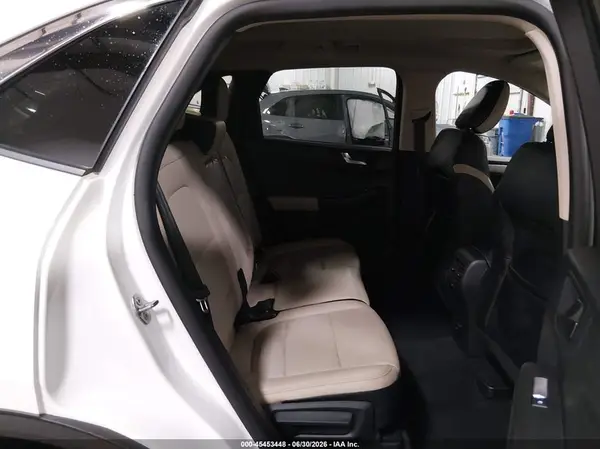 1FMCU9H6XLUA25608 2020 FORD ESCAPE - Image 8