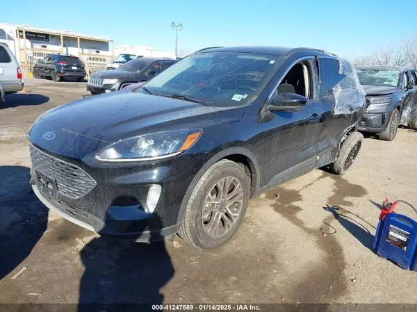 1FMCU9H6XLUA89647 2020 FORD ESCAPE - Image 2