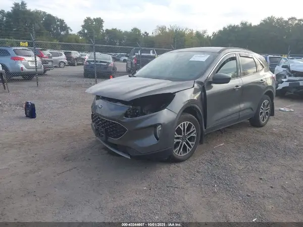 1FMCU9H6XLUB60376 2020 FORD ESCAPE - Image 2