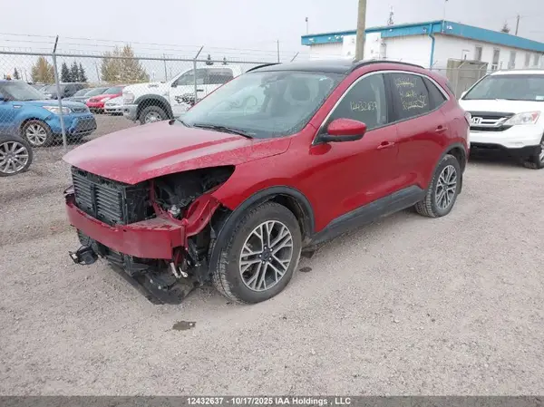 1FMCU9H90LUA02784 2020 FORD ESCAPE - Image 2