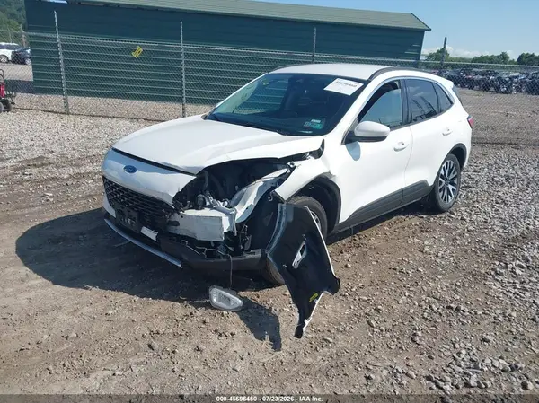 1FMCU9H90LUB21516 2020 FORD ESCAPE - Image 2