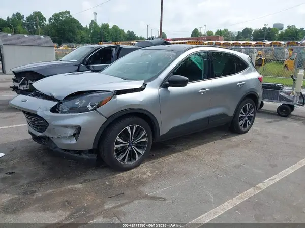 1FMCU9H90MUB20898 2021 FORD ESCAPE - Image 2