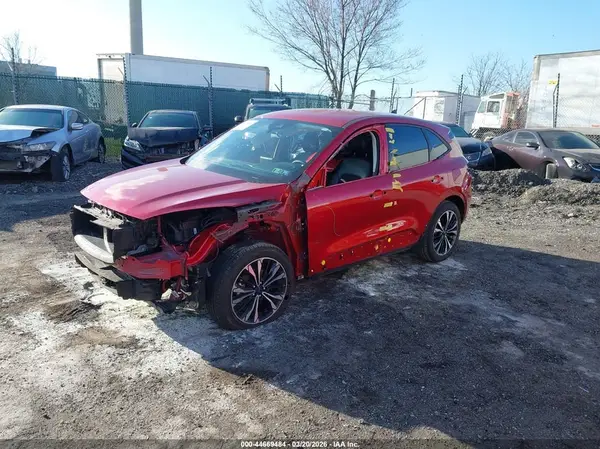 1FMCU9H90NUA32421 2022 FORD ESCAPE - Image 2