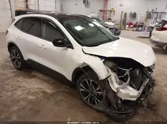 1FMCU9H90NUB84036 2022 FORD ESCAPE