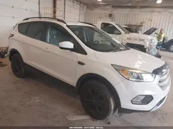 1FMCU9H91JUB57275 2018 FORD ESCAPE
