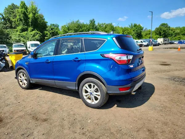 1FMCU9H91JUB63402 2018 FORD ESCAPE - Image 2