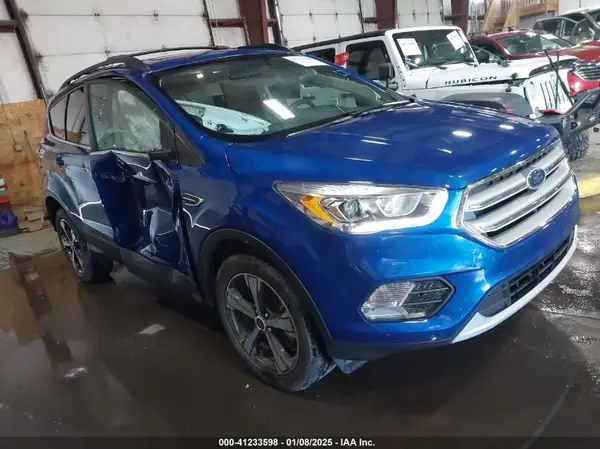 1FMCU9H91JUC97472 2018 FORD ESCAPE - Image 1