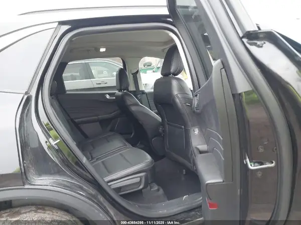1FMCU9H91MUA26934 2021 FORD ESCAPE - Image 8