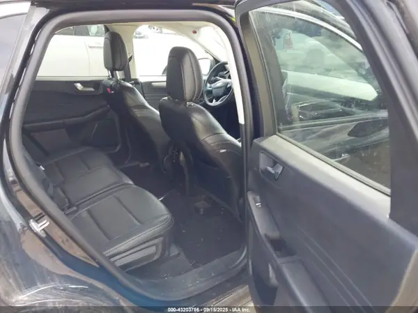 1FMCU9H91MUA58055 2021 FORD ESCAPE - Image 8