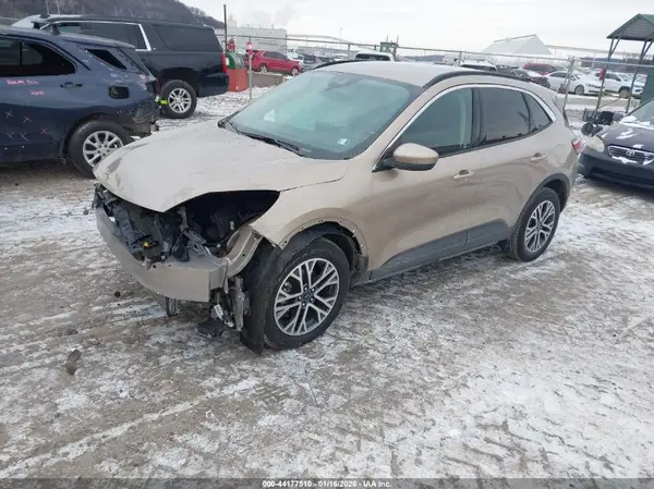 1FMCU9H92LUB47941 2020 FORD ESCAPE - Image 2